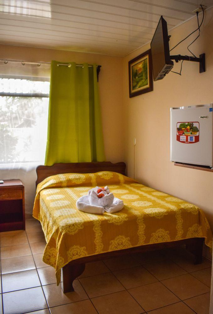 Hotel La Choza Inn La Fortuna Zewnętrze zdjęcie